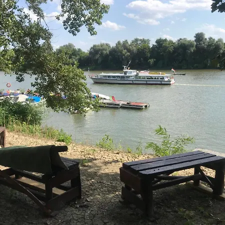 Tisza-beach Wild 5 * Segedín