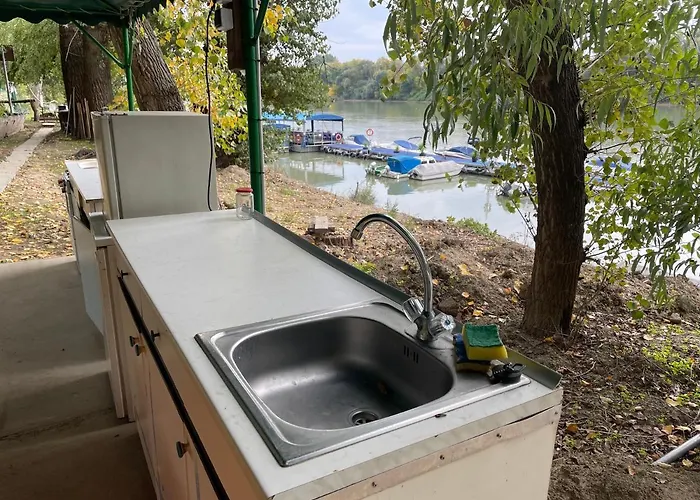 Tisza-beach Wild 5 * 塞格德