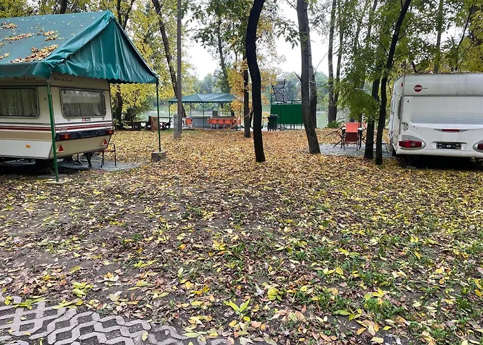 营地 Tisza-beach Wild 5