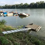 Tisza-beach Wild 5 Kemp