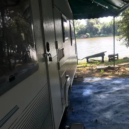 مكان تخييم Tisza-beach Wild 5 سيغيد