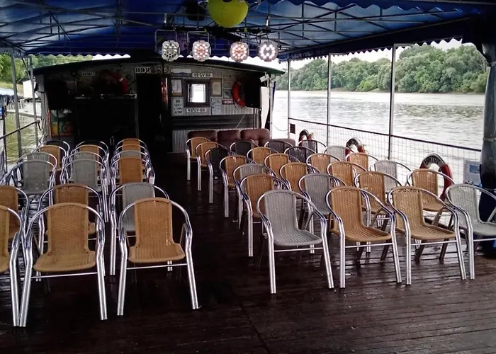 Tisza-beach Wild 5 Кемпинг Сегед